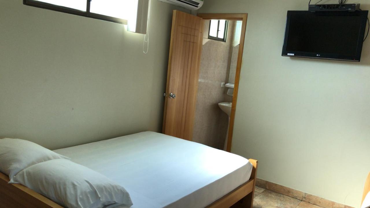 Hotel Marvento I Salinas  Exterior photo
